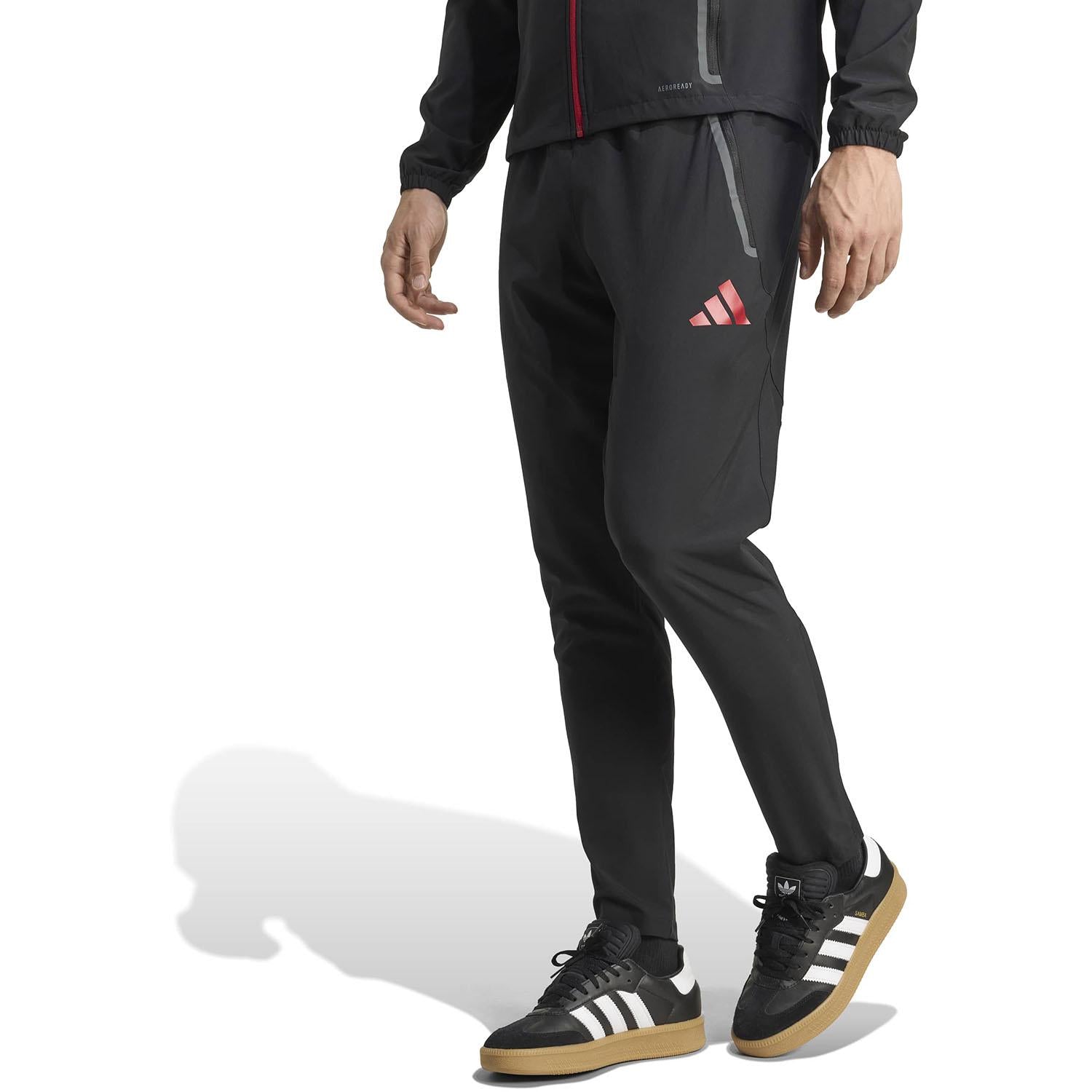 Liverpool FC Tiro 25 Competition Vis Tech Reisbroek