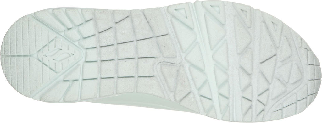 uno-frosty kicks