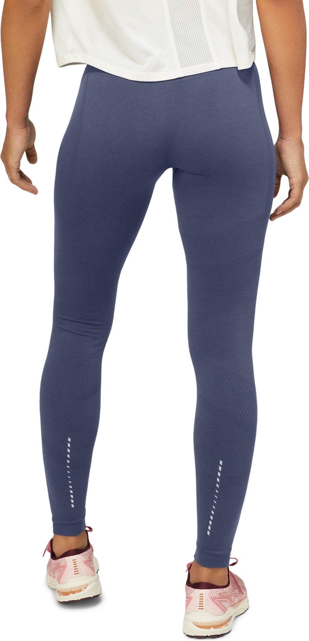 Seamless tight