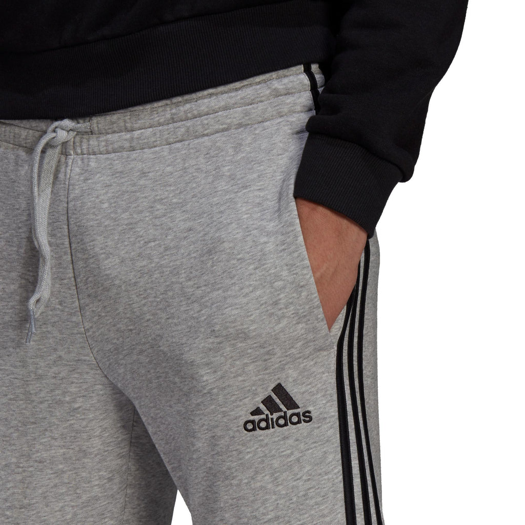 Essentials Fleece Fitted 3-Stripes Broek