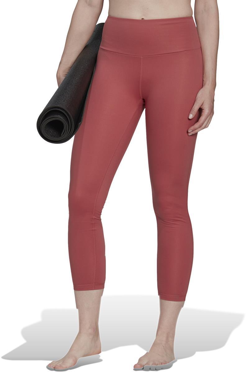 Yoga Essentials High-Waisted legging