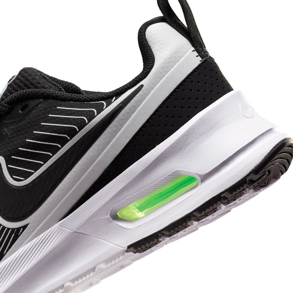 Air Max Nuaxis sneakers