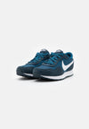 Md Valiant sneakers