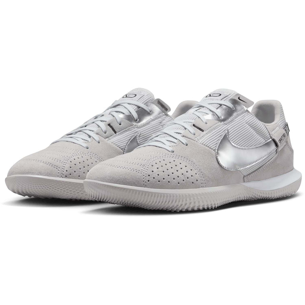 streetgato low-top soccer shoe
