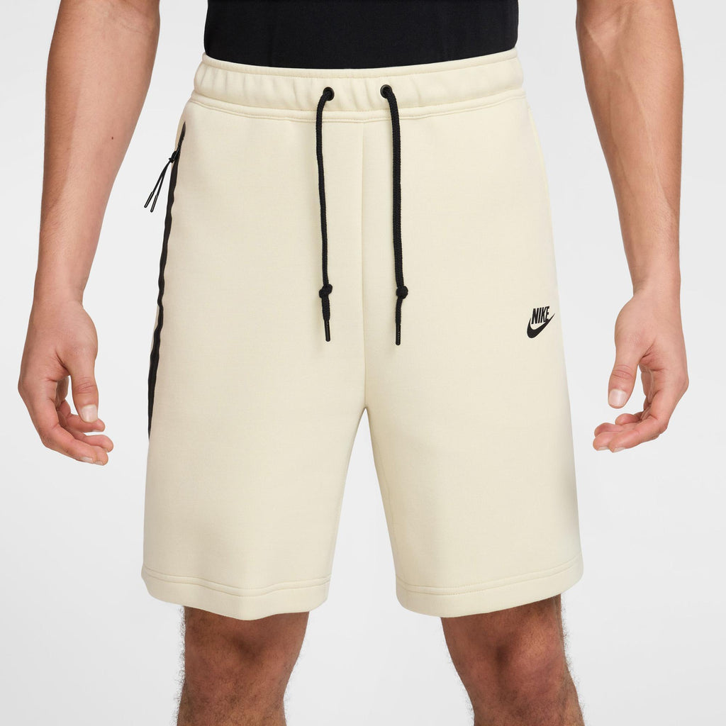 M Nk Tch Flc Short Shorts