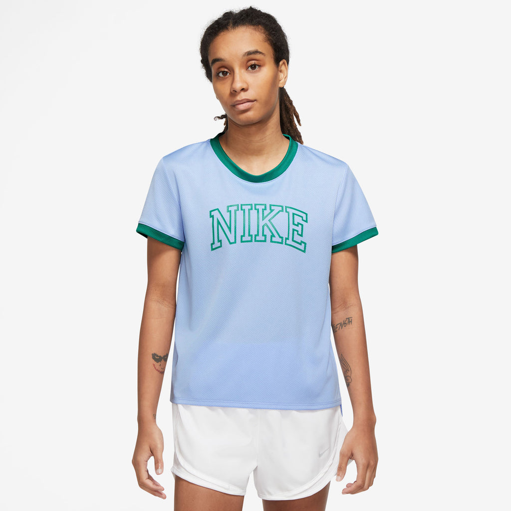 Dri-FIT Swoosh shirt
