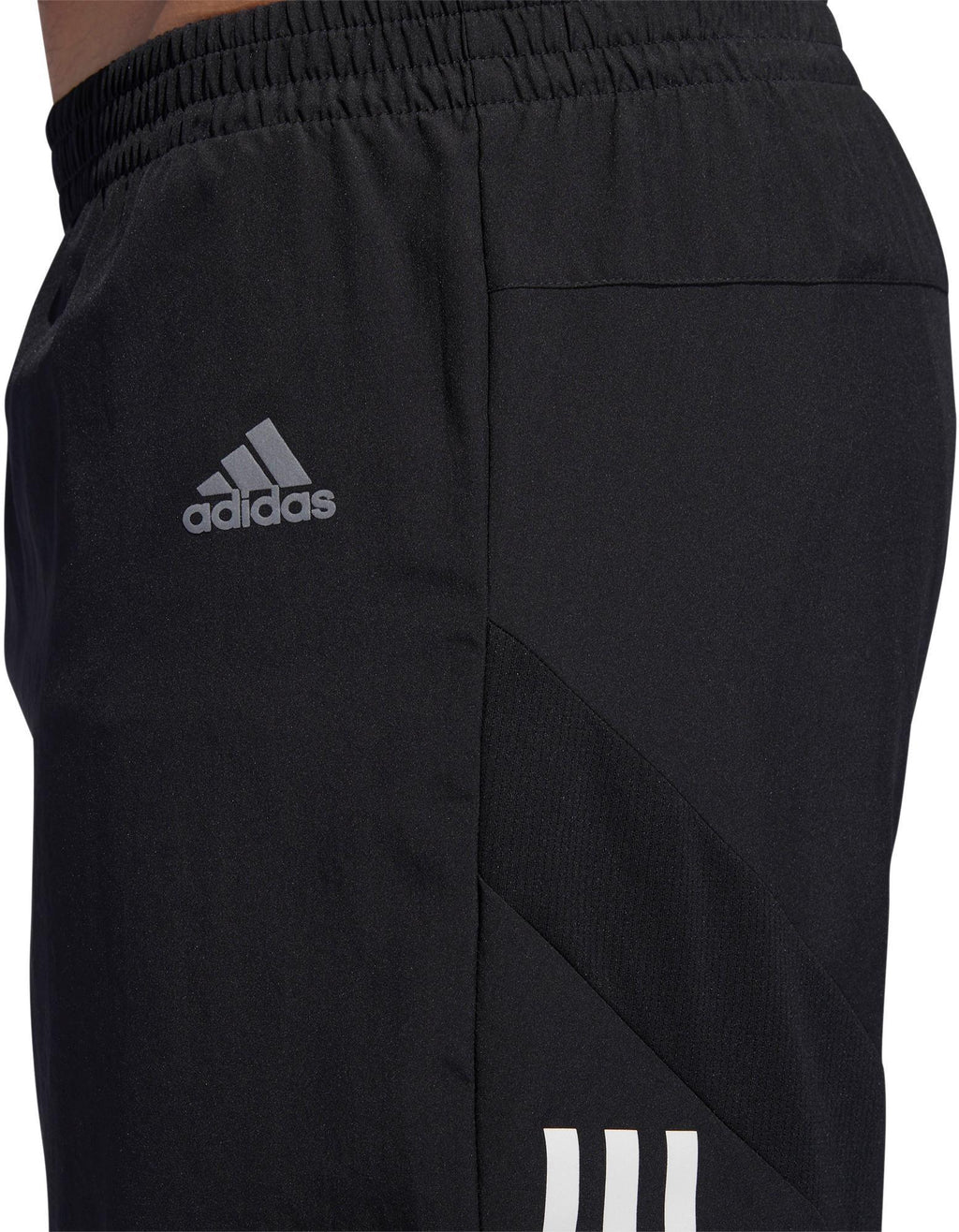 Own the Run short