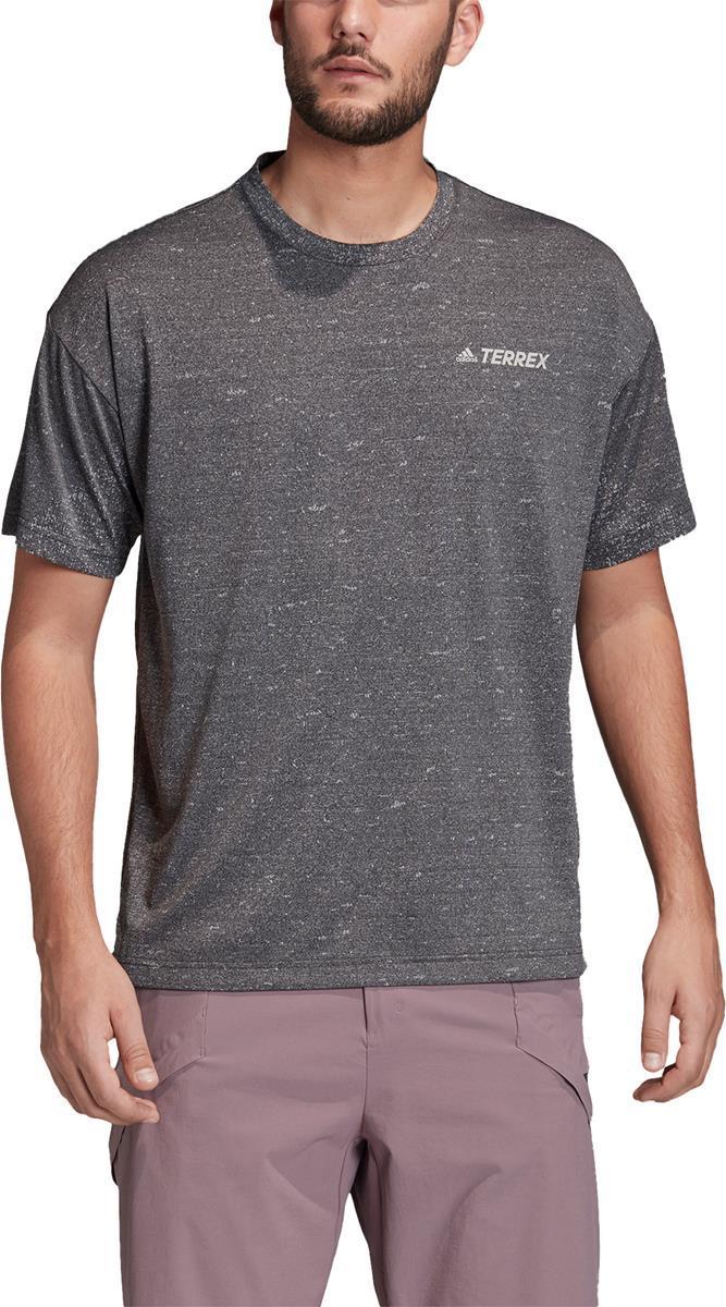 hike tee