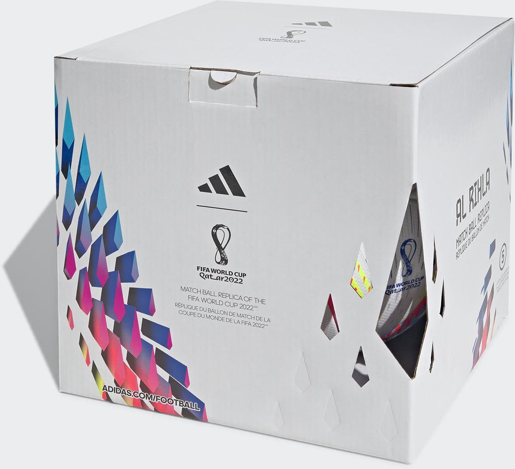 Al Rihla League voetbal in cadeaubox