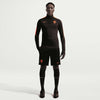 Nederland Strike short
