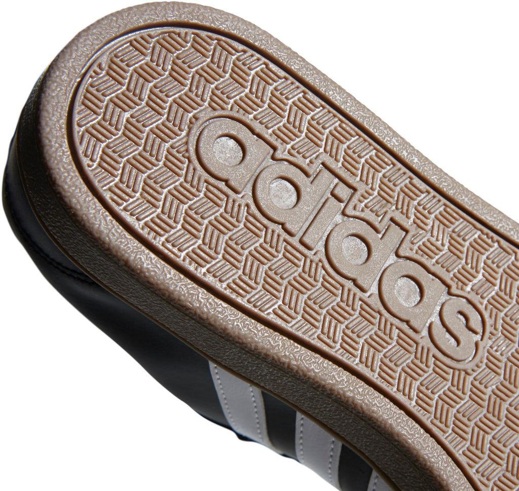 Baseline kids sneakers