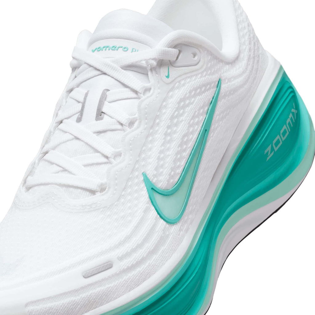 Vomero Plus hardloopschoenen