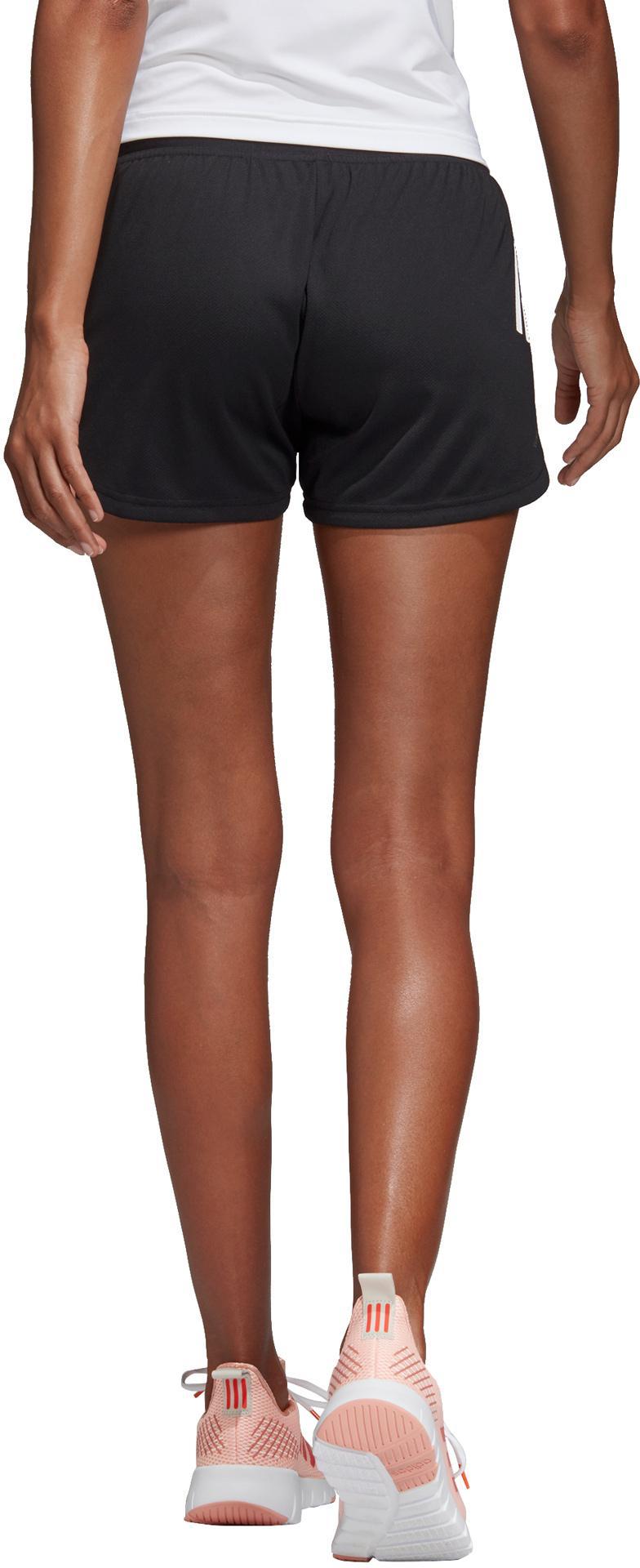 Design 2 Move 3-Stripes short