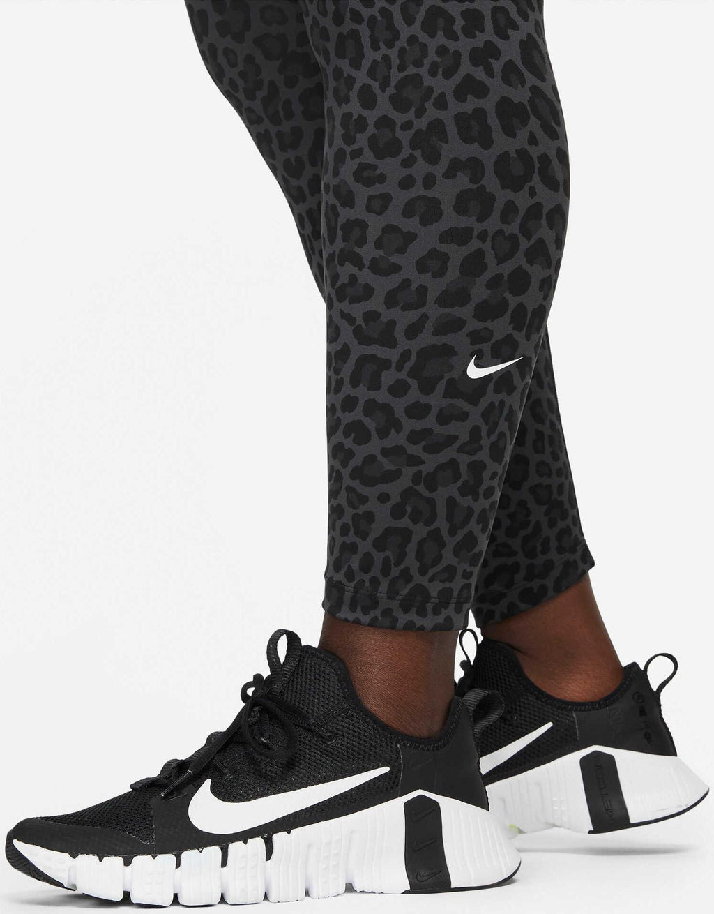 One Dri-FIT Leopard Legging