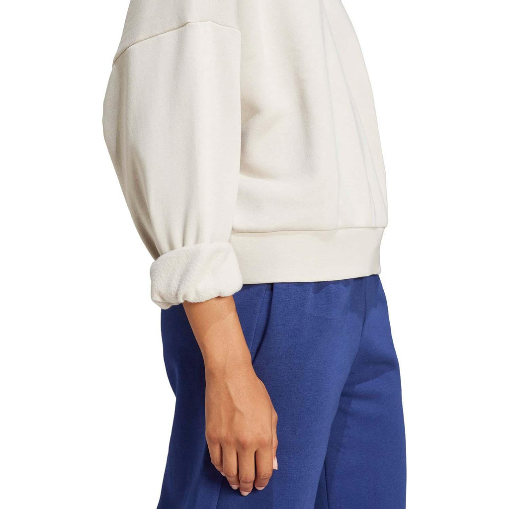 Essentials Small Logo Feelcozy Sweatshirt