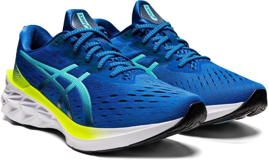 Novablast 2 hardloopschoenen