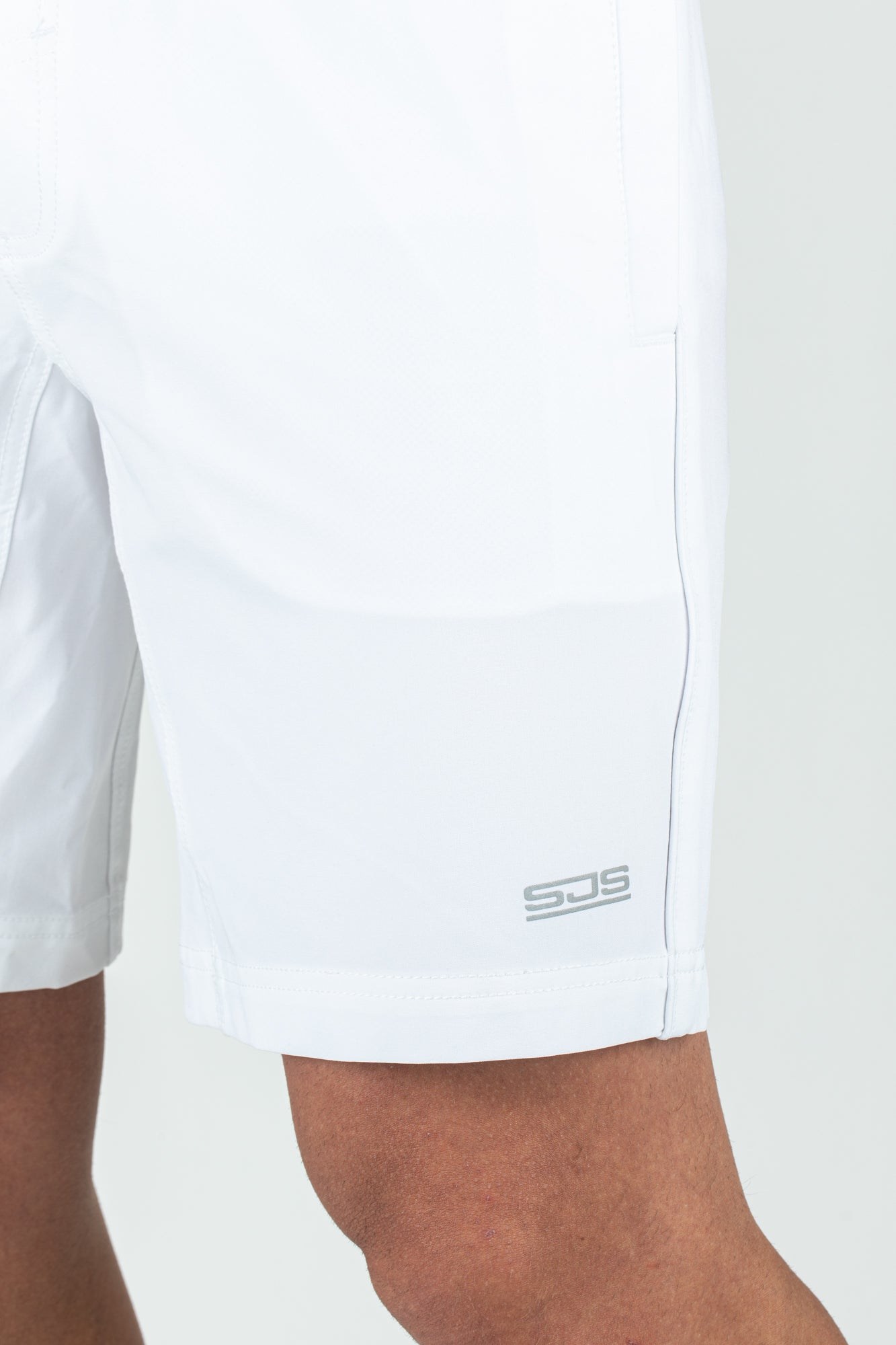 Antal short