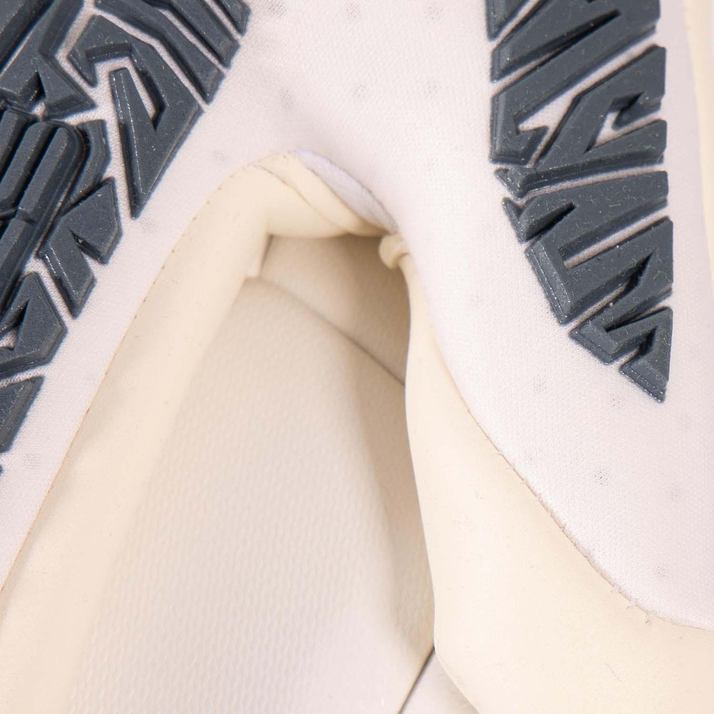 Ultimate Grip Opf Goalkeeper