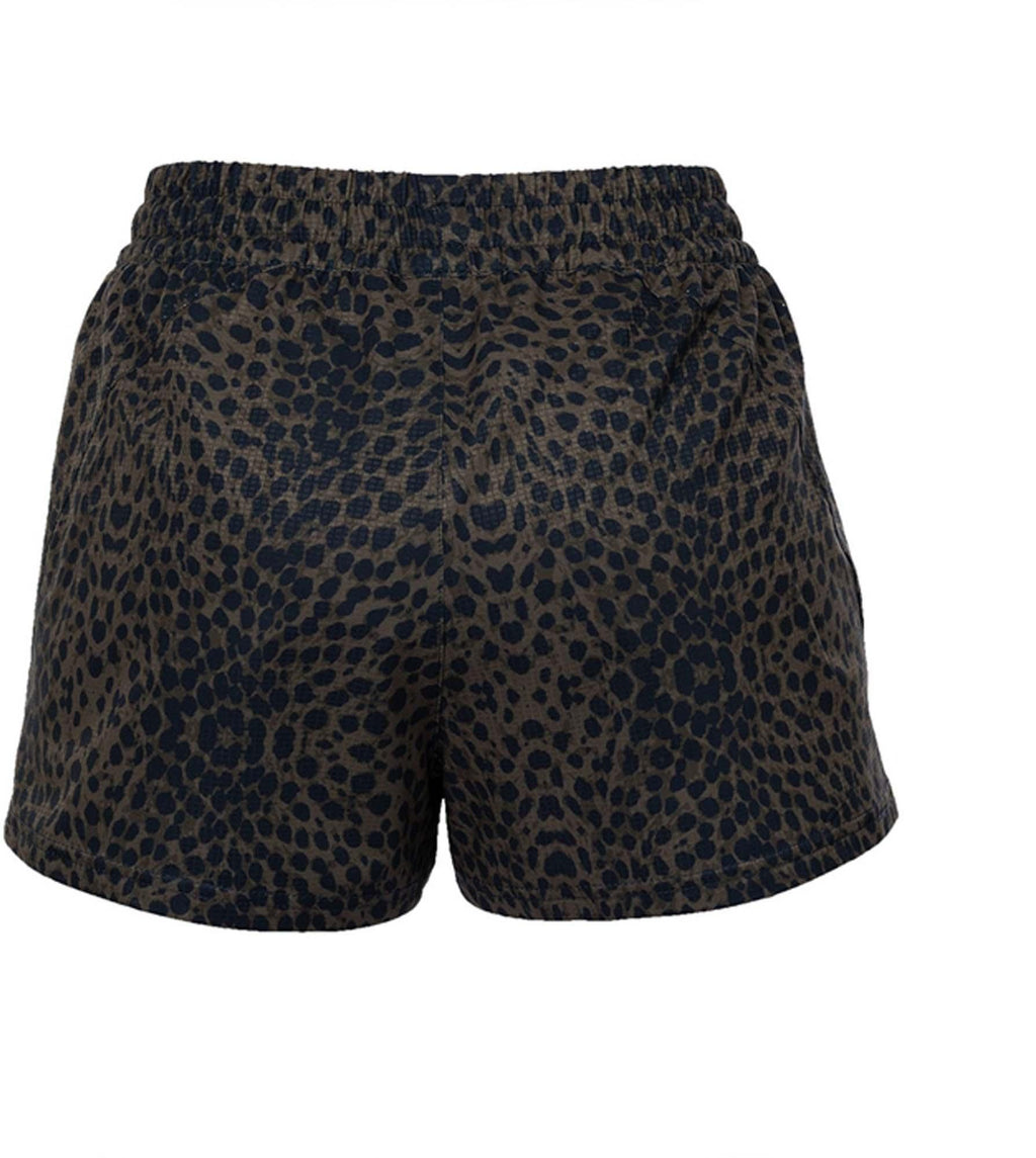 Women Leopard Short