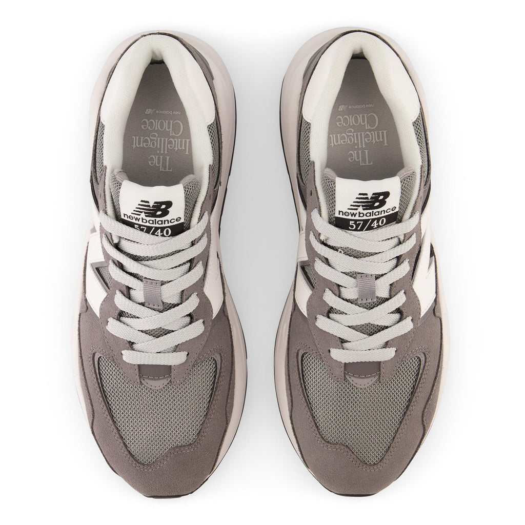 m5740vpb-cas sneakers