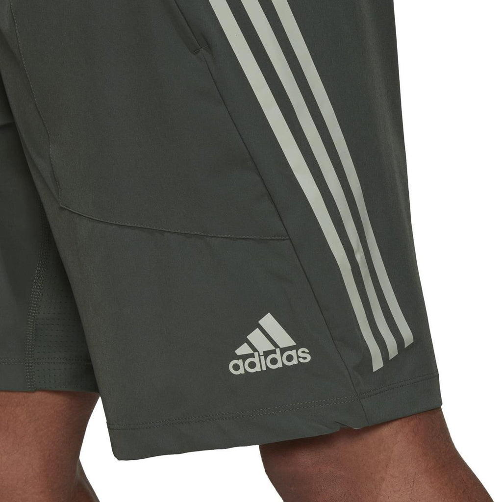 Tiro Woven short