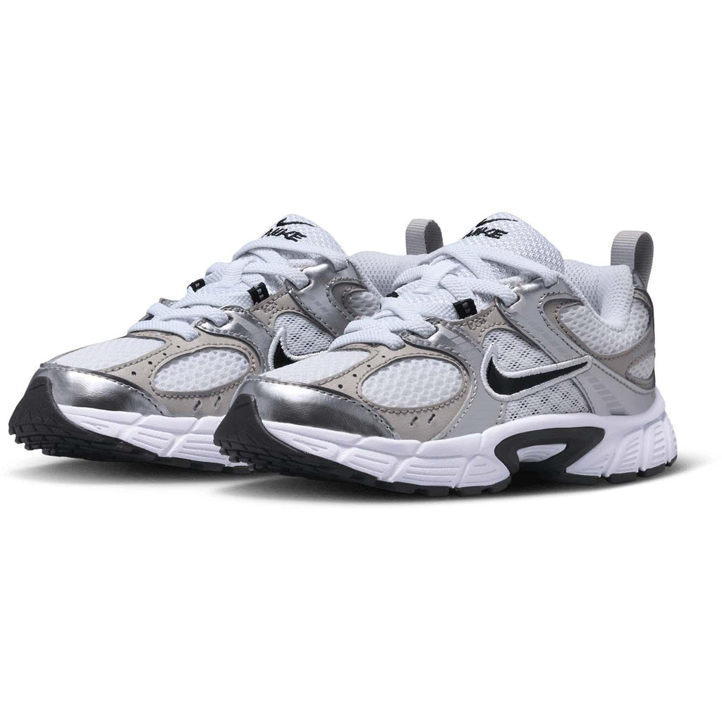 v5 runner little kids' shoes