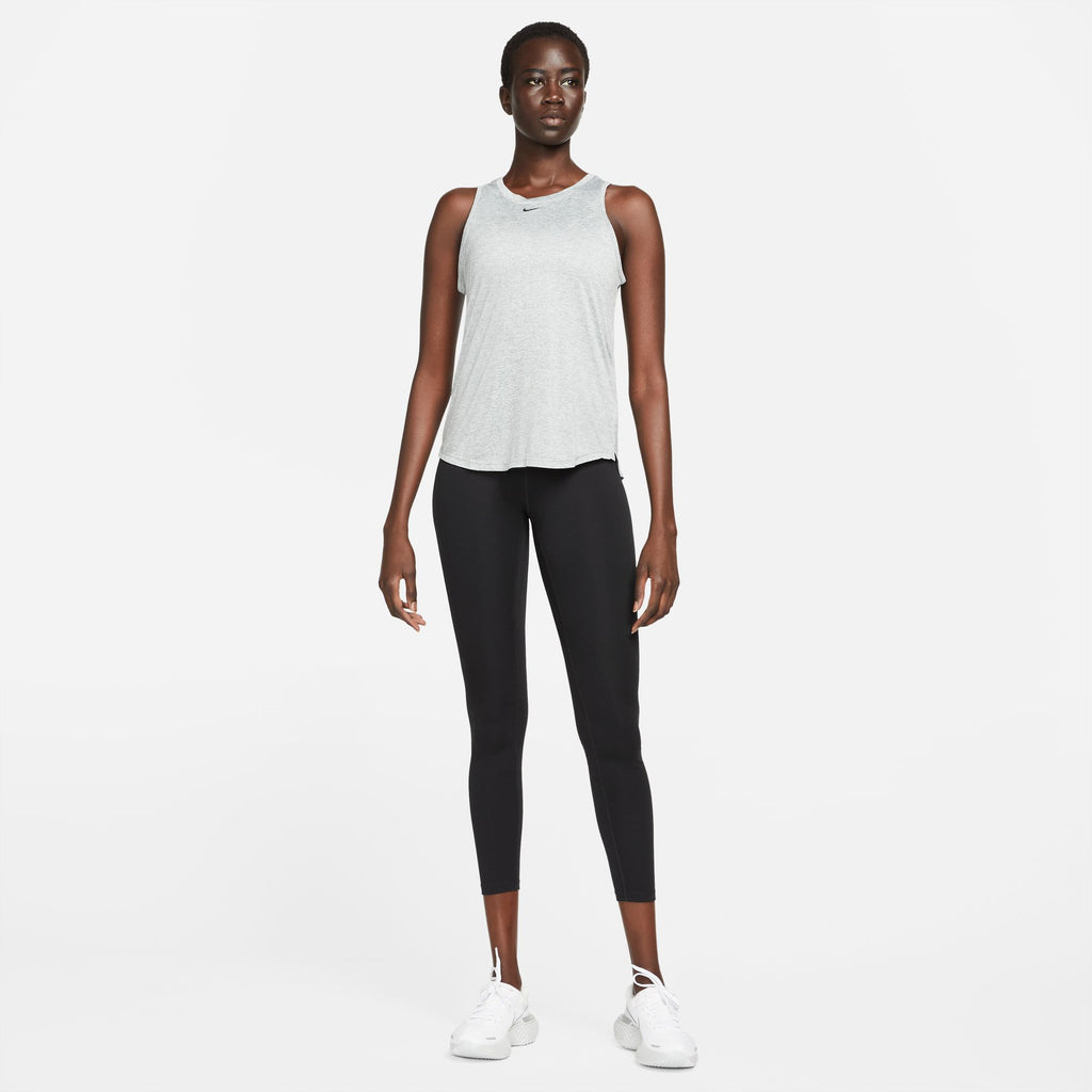 Dri-FIT One top