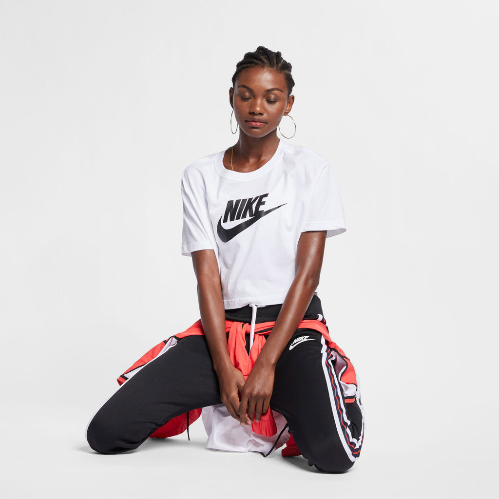 Sportswear Essential Icon shirt