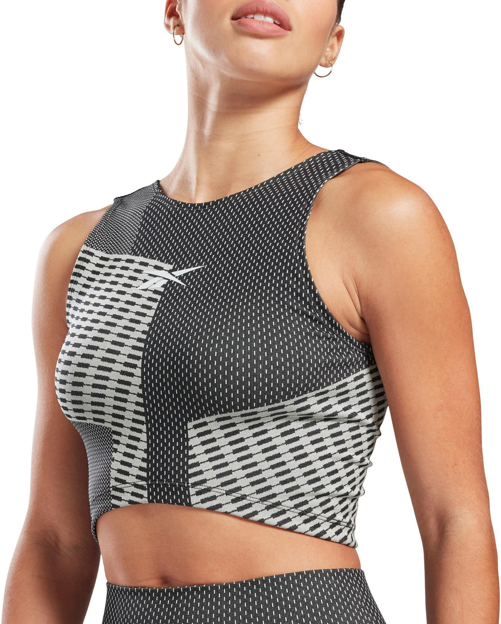 TS SEAMLESS CROP TOP Q1