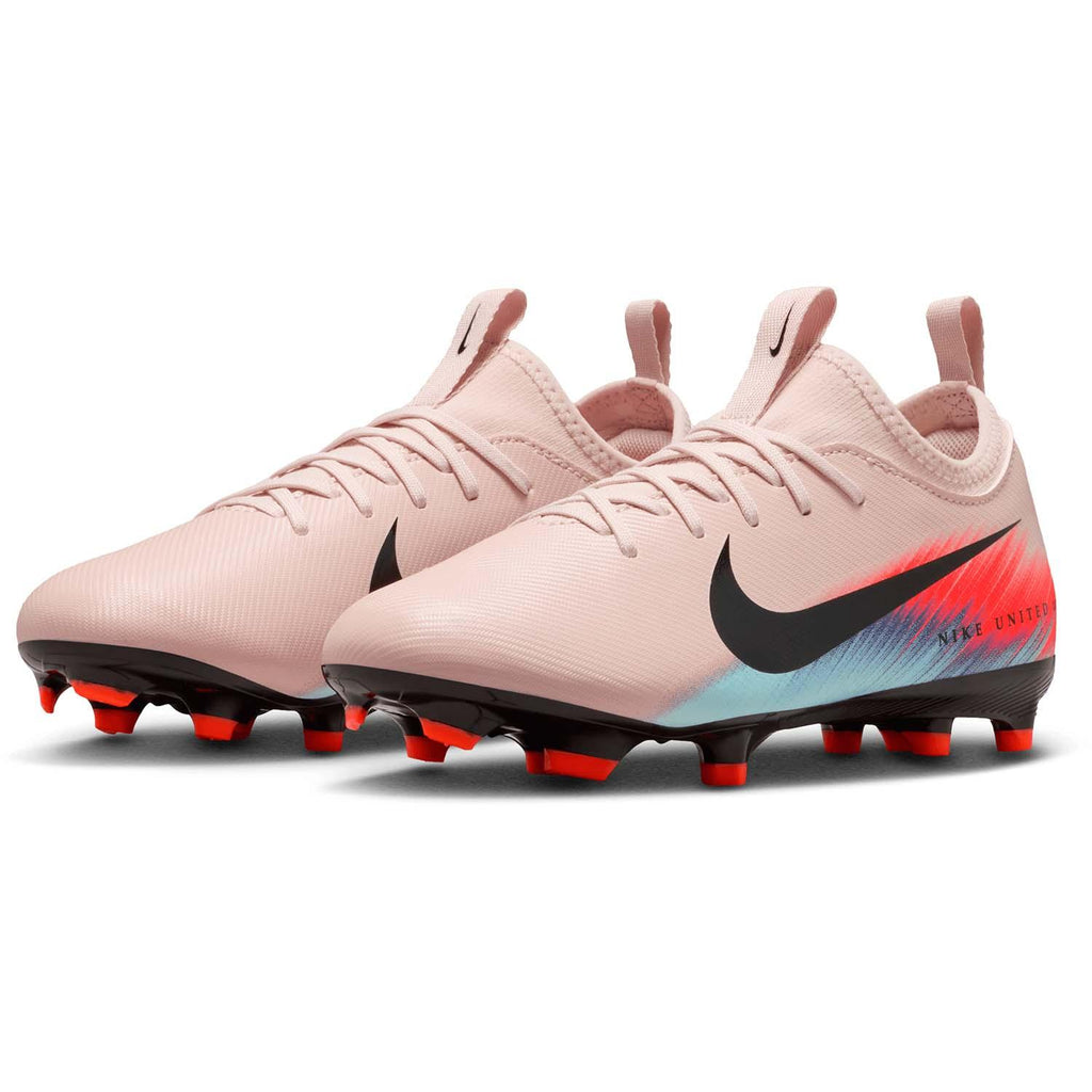 United Jr. Mercurial Vapor 16 Academy Big Kids' Multi-Ground Low-Top Soccer Cleats