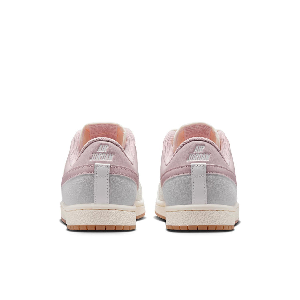 Air Jordan Skyline Low Sneakers