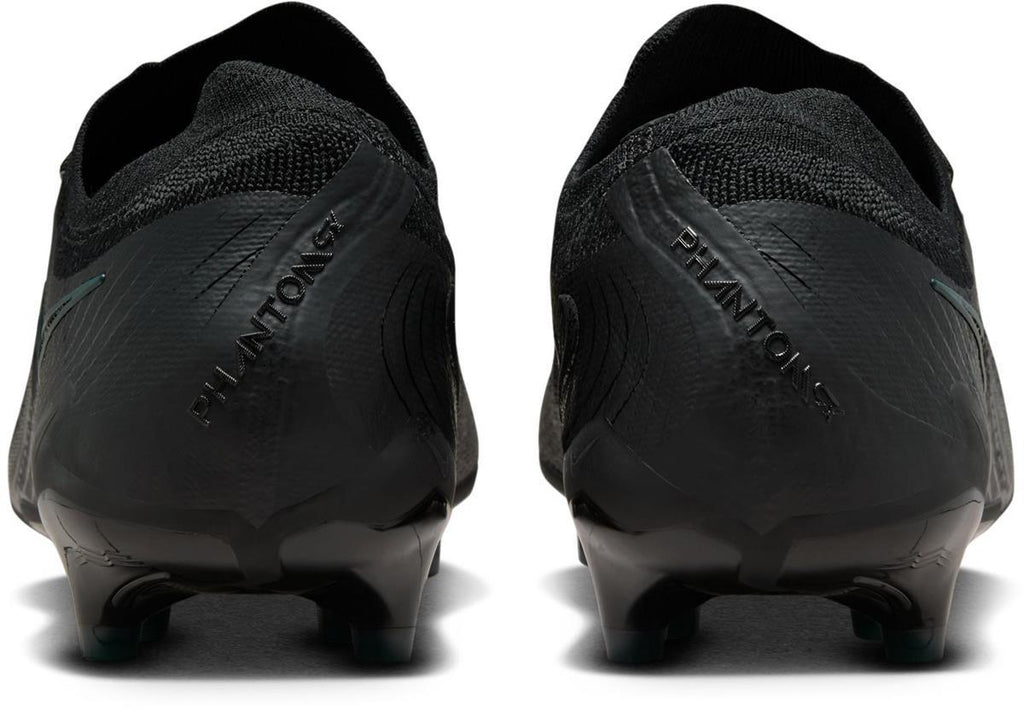 Phantom GX 2 Elite AG voetbalschoenen