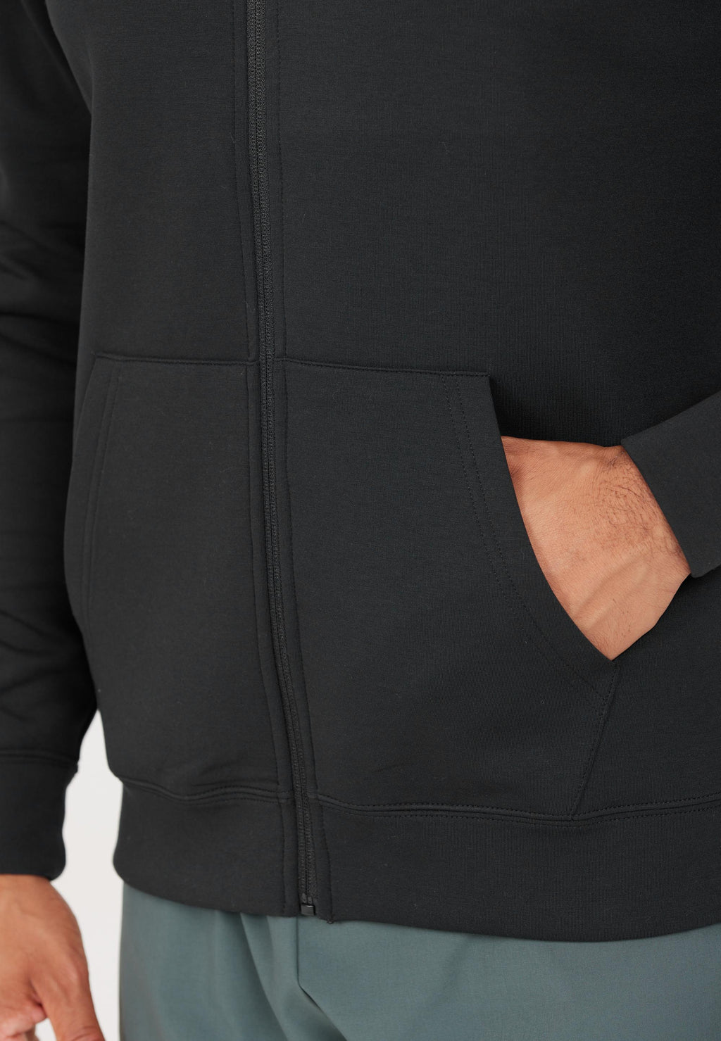 Taro M Technical Full-zip Hoody