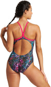 Arena W Mountains Light Drop Back O