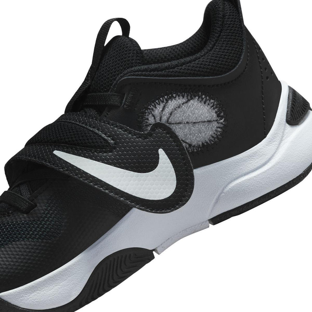 Team Hustle D 11 kids sneakers