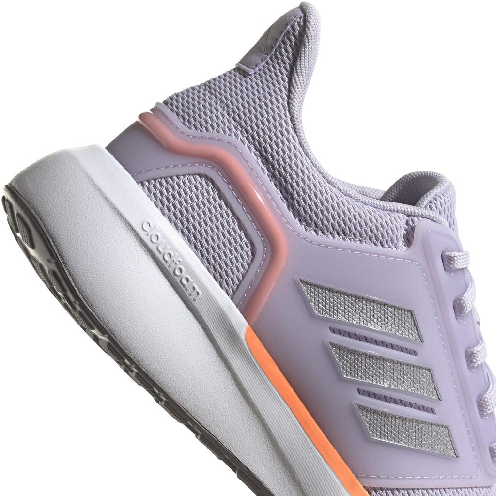 UB19 TD