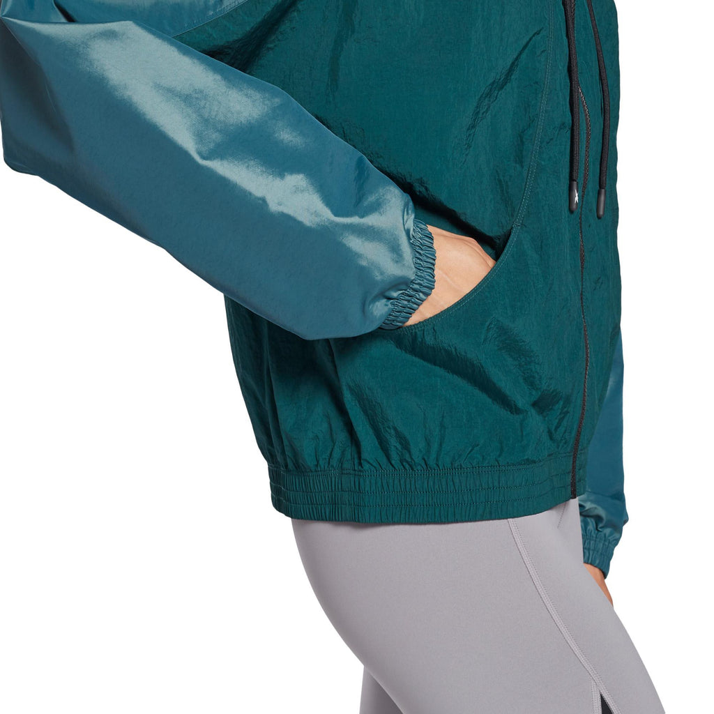 Sh Q1 Woven Jacket