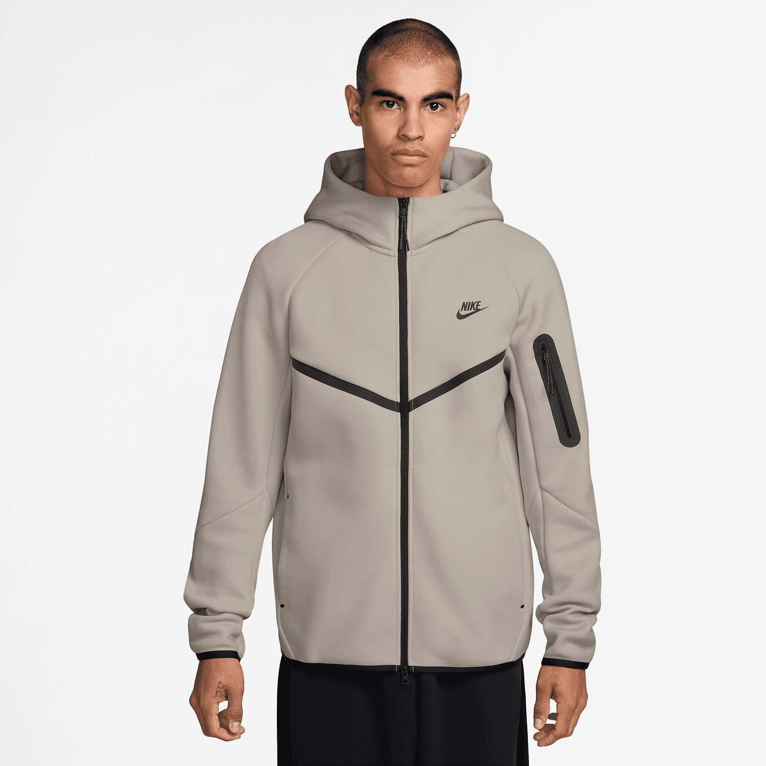 Tech Men's Full-zip Windrunner
