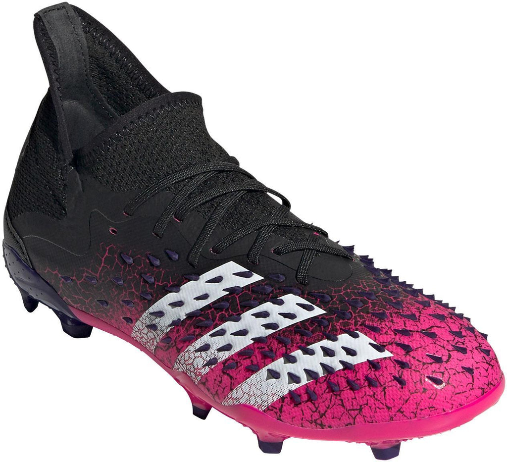 PREDATOR FREAK .1 FG J