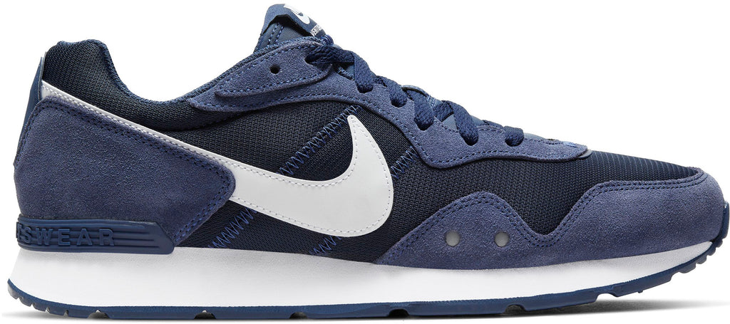 Venture Runner sneakers