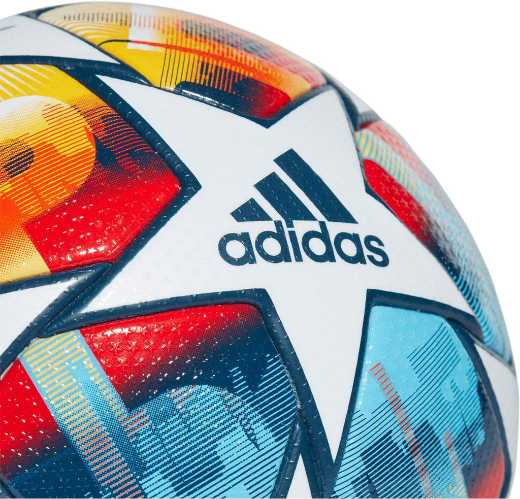 UCL Pro St. Petersburg voetbal