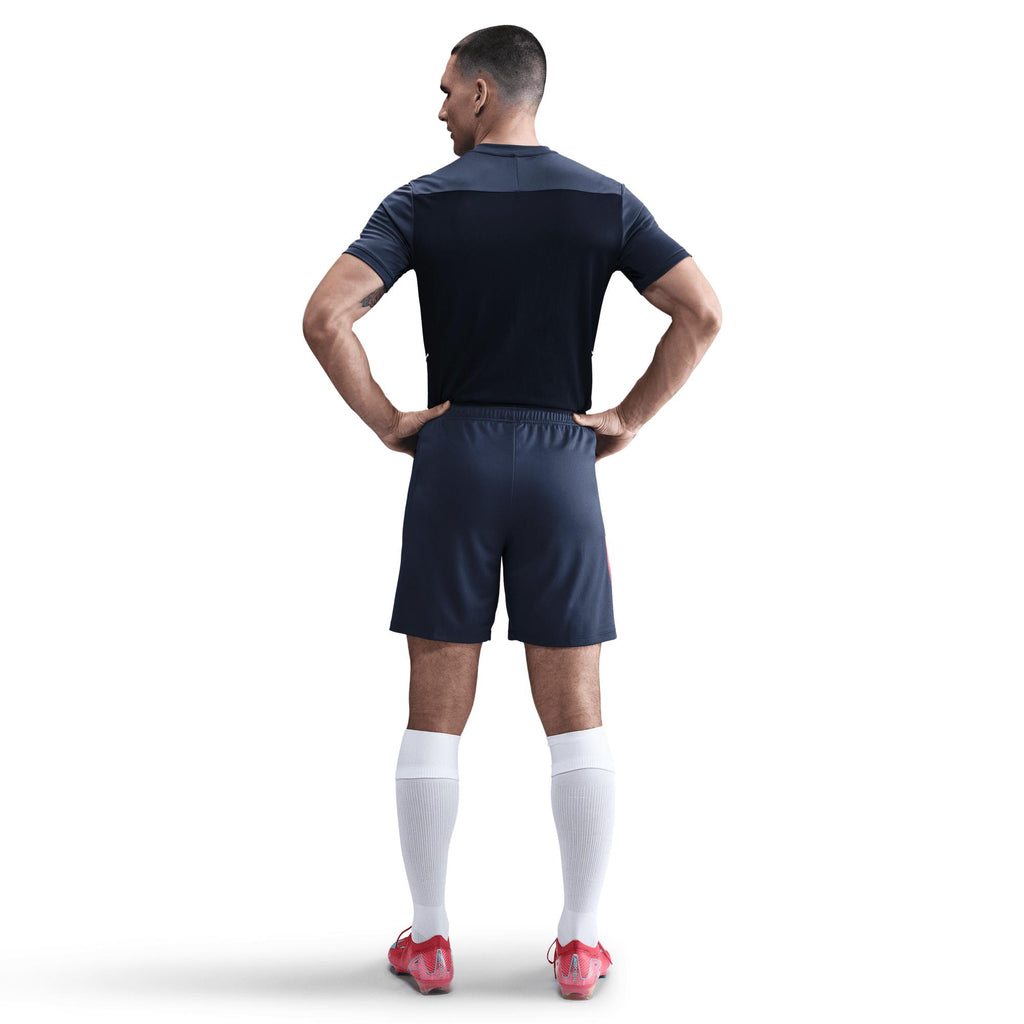 nike strike men's dri-fit soccer sh
