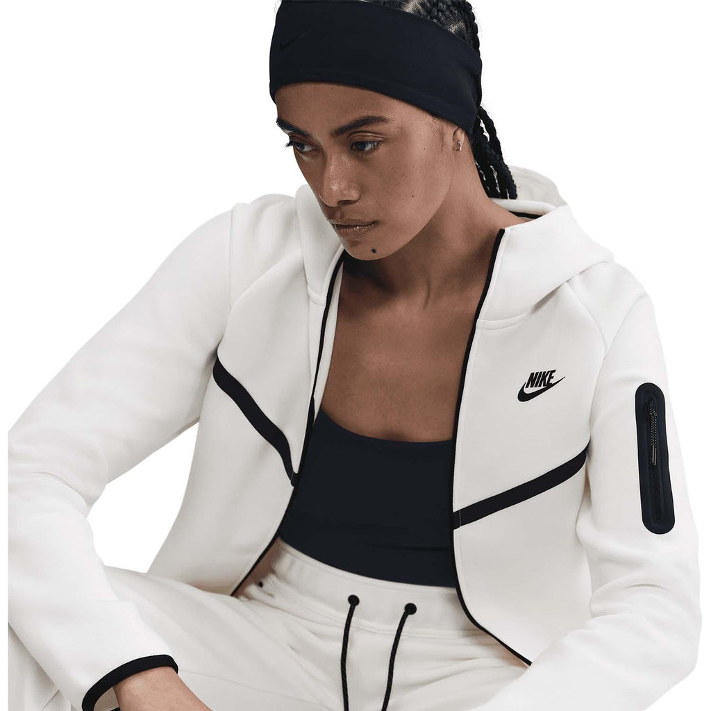 sportswear tech fleece windrun