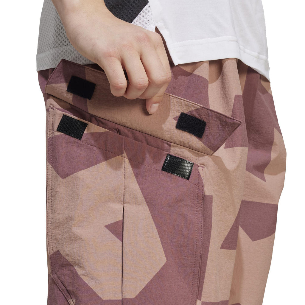 W Cargo Aop P