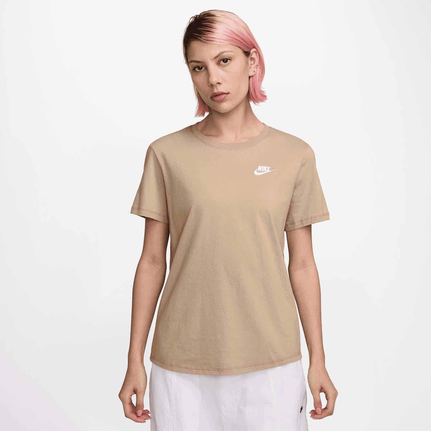 sportswear club essentials wom