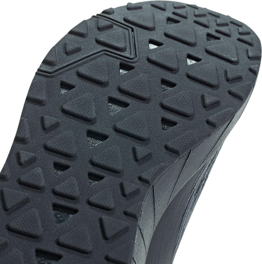 Questar X BYD sneakers