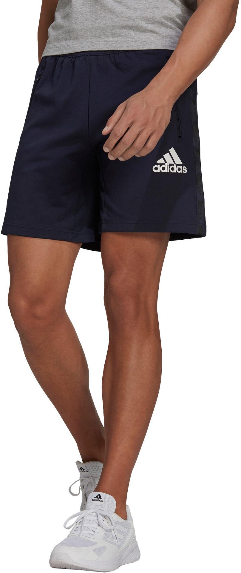 AEROREADY Designed to Move Sport Motion Logo short