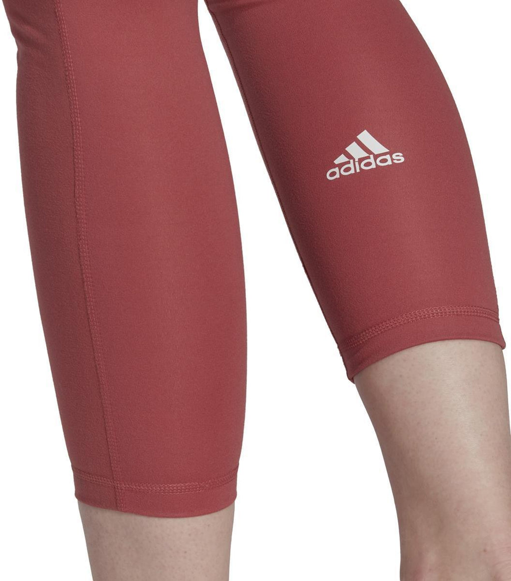 Yoga Essentials High-Waisted legging