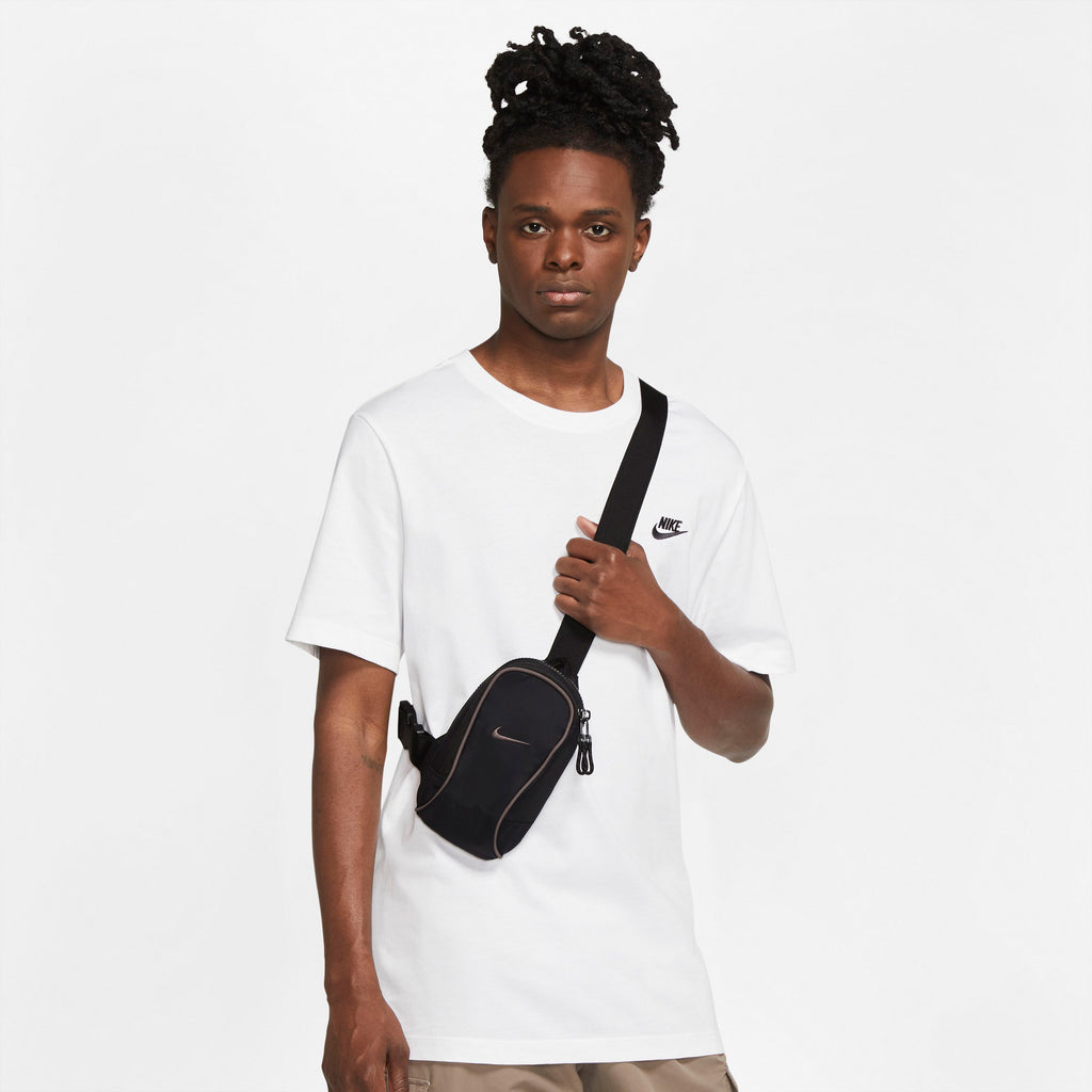 NSW Essentials Crossbody tas