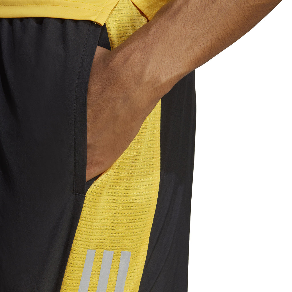 Own the Run short